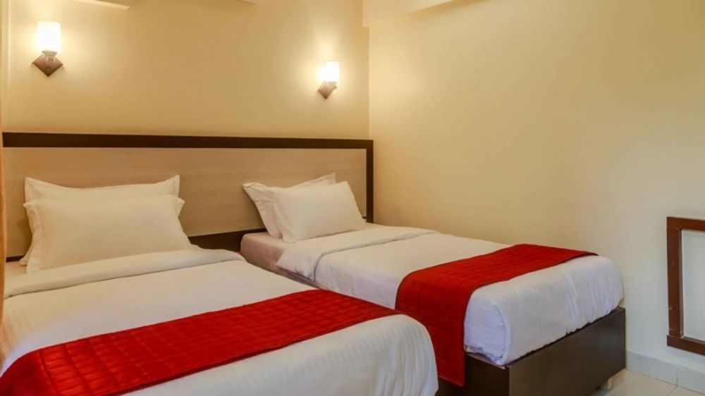 Oyo 2026 Hotel Aishwarya Residency Navi Mumbai Dış mekan fotoğraf