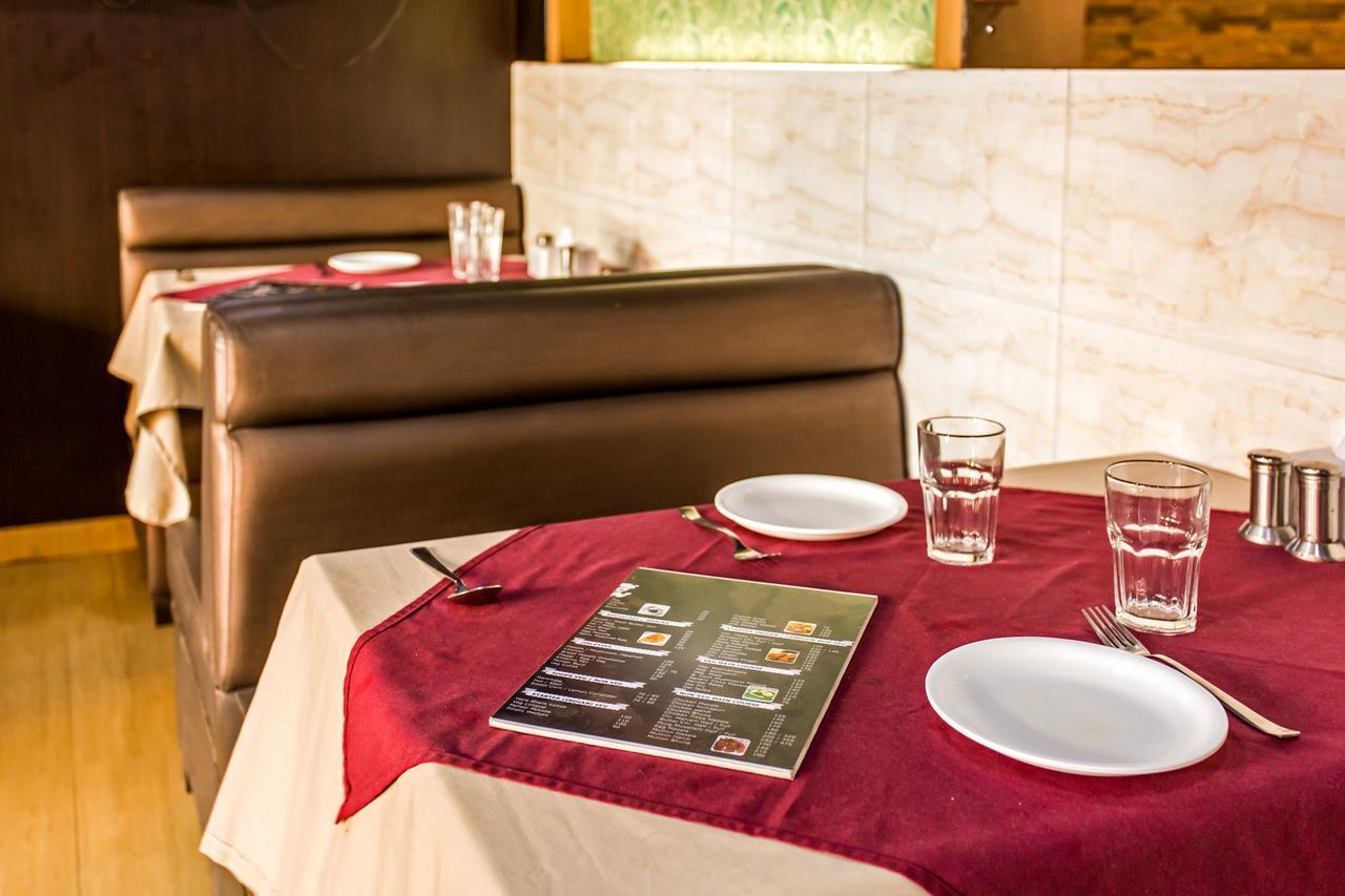 Oyo 2026 Hotel Aishwarya Residency Navi Mumbai Dış mekan fotoğraf